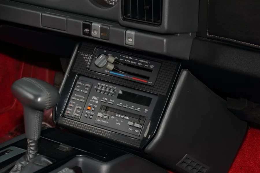1987 Pontiac Firebird Trans Am 3rd Gen - Image 21 of 29