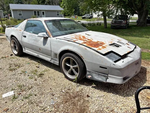 1987 Pontiac Firebird GTA Hatchback 2D