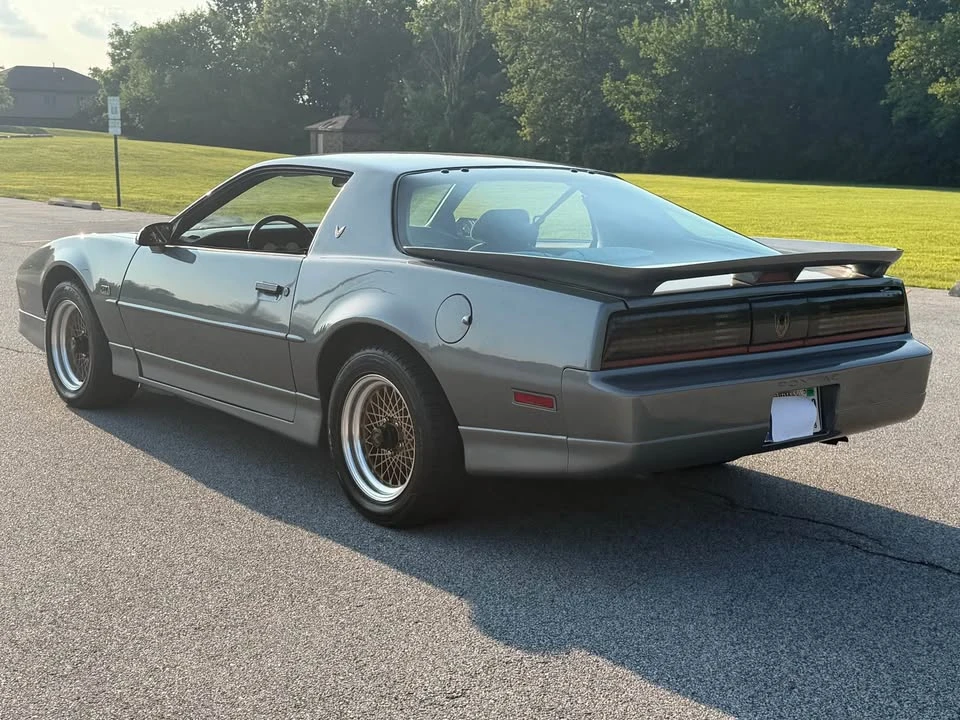 1987 Pontiac Firebird Trans Am 3rd Gen - Image 8 of 16