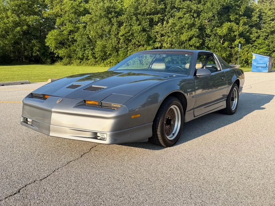 1987 Pontiac Firebird Trans Am 3rd Gen - Image 9 of 16