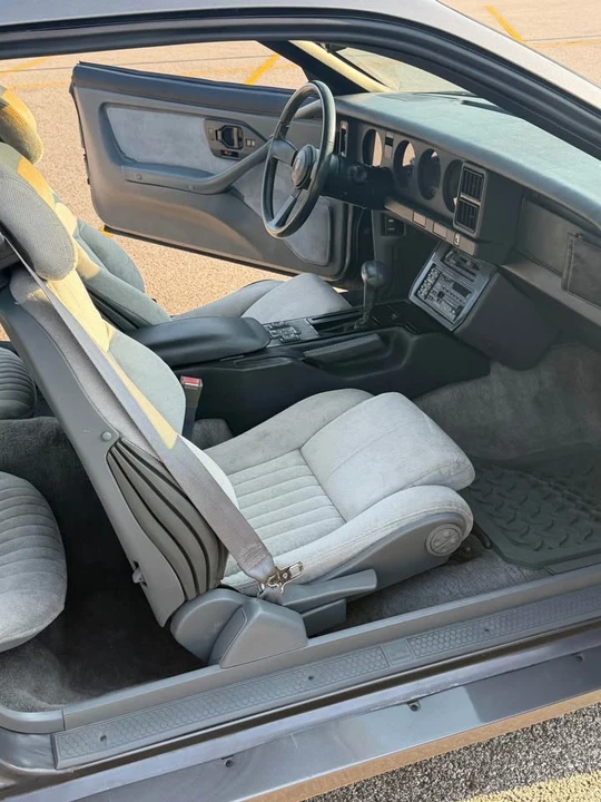 1987 Pontiac Firebird Trans Am 3rd Gen - Image 10 of 16