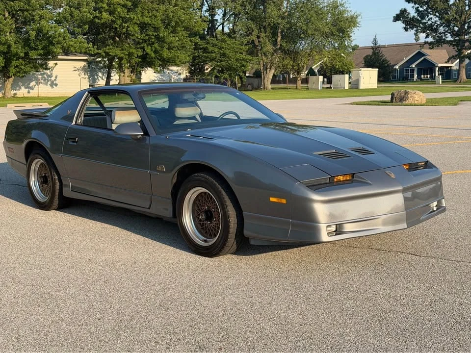 1987 Pontiac Firebird Trans Am 3rd Gen - Image 6 of 16