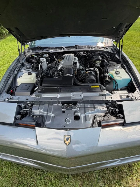 1987 Pontiac Firebird Trans Am 3rd Gen - Image 5 of 16