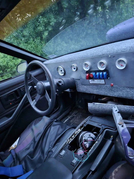 1987 Pontiac Firebird 3rd Gen - Image 5 of 7