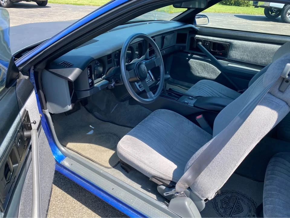 1987 Pontiac Firebird 3rd Gen - Image 7 of 12