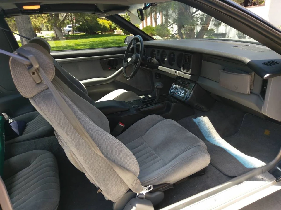 1987 Pontiac Firebird 3rd Gen - Image 3 of 3