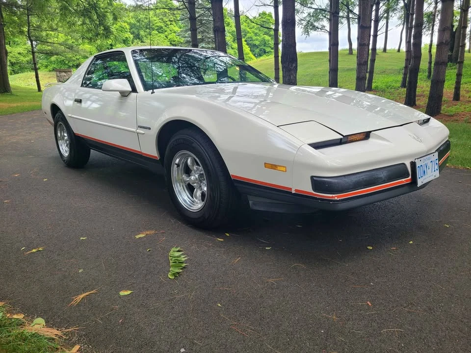 1987 Pontiac Firebird 3rd Gen - Image 2 of 3