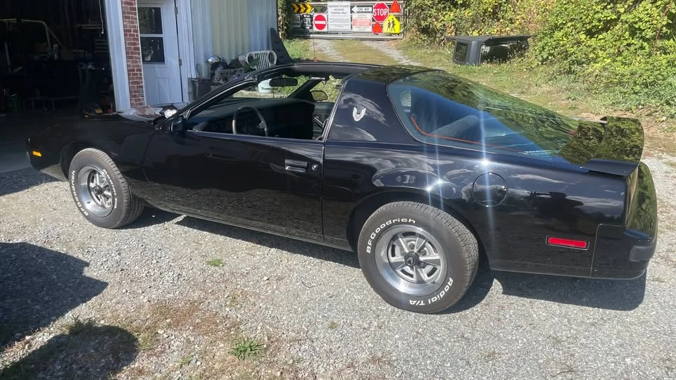 1987 Pontiac Firebird 3rd Gen - Image 3 of 9