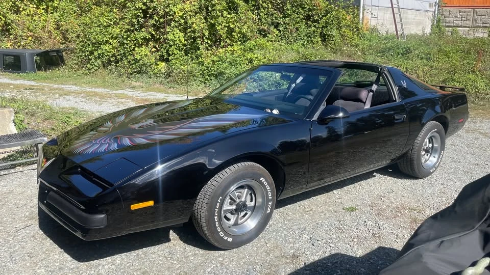 1987 Pontiac Firebird 3rd Gen - Image 2 of 9