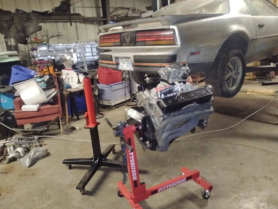 1987 Pontiac Firebird 3rd Gen - Image 3 of 4