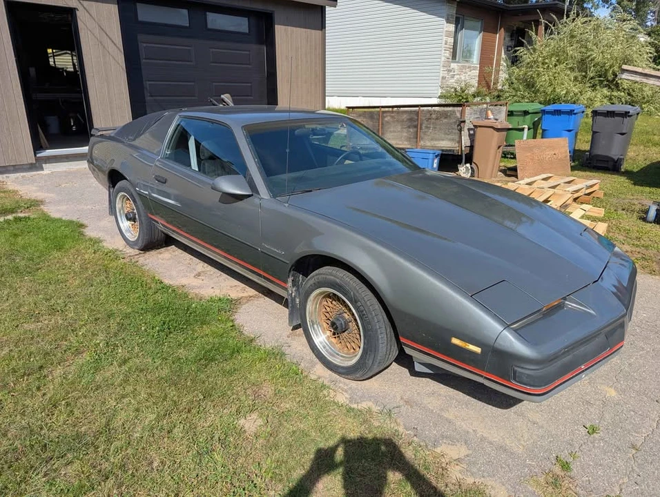1987 Pontiac Firebird 3rd Gen - Image 3 of 7