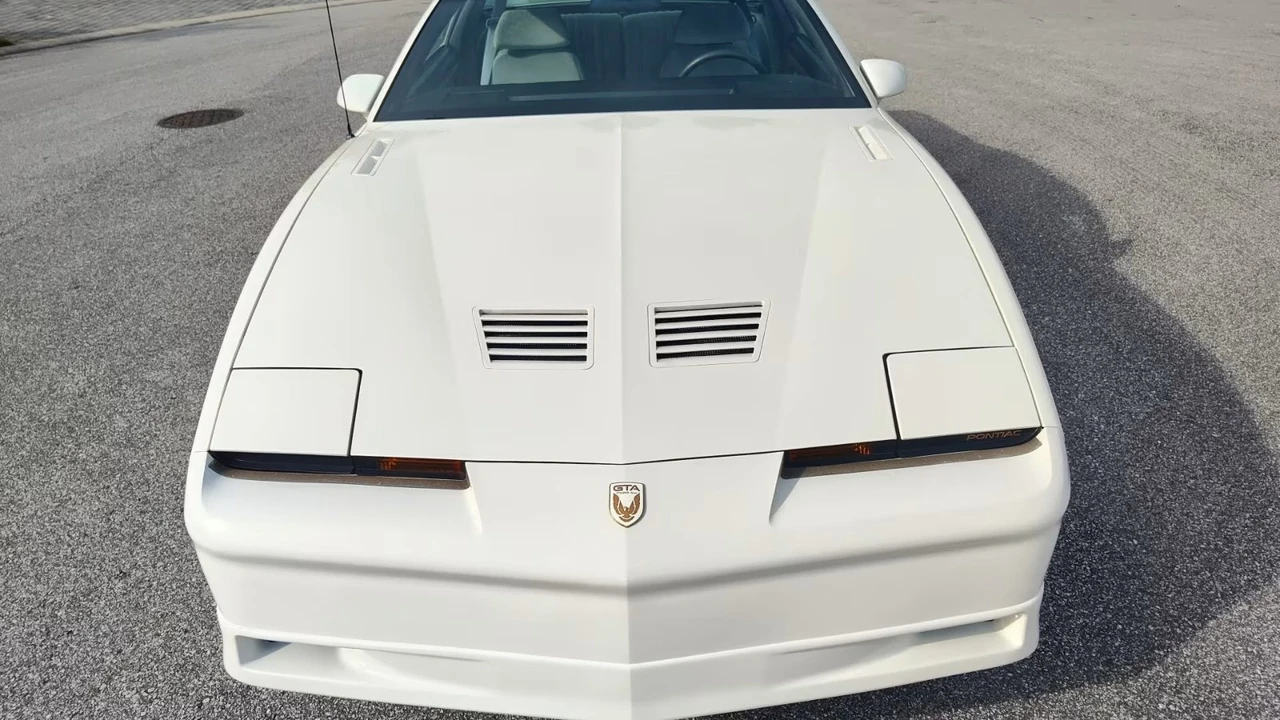 1987 Pontiac Firebird Trans Am 3rd Gen - Image 9 of 21