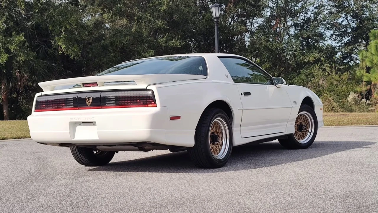 1987 Pontiac Firebird Trans Am 3rd Gen - Image 7 of 21