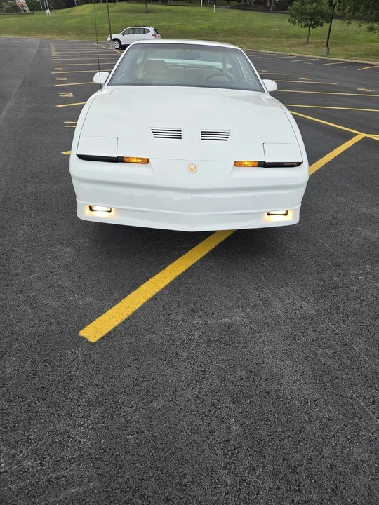 1987 Pontiac Firebird Trans Am 3rd Gen - Image 6 of 21