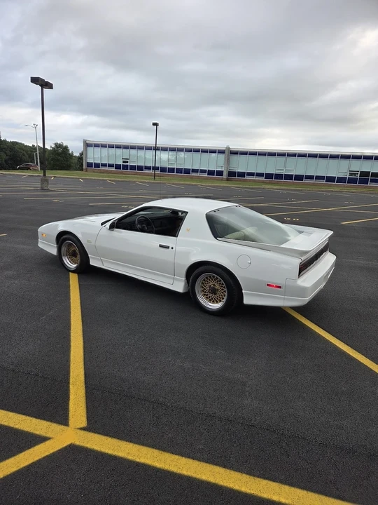 1987 Pontiac Firebird Trans Am 3rd Gen - Image 9 of 21