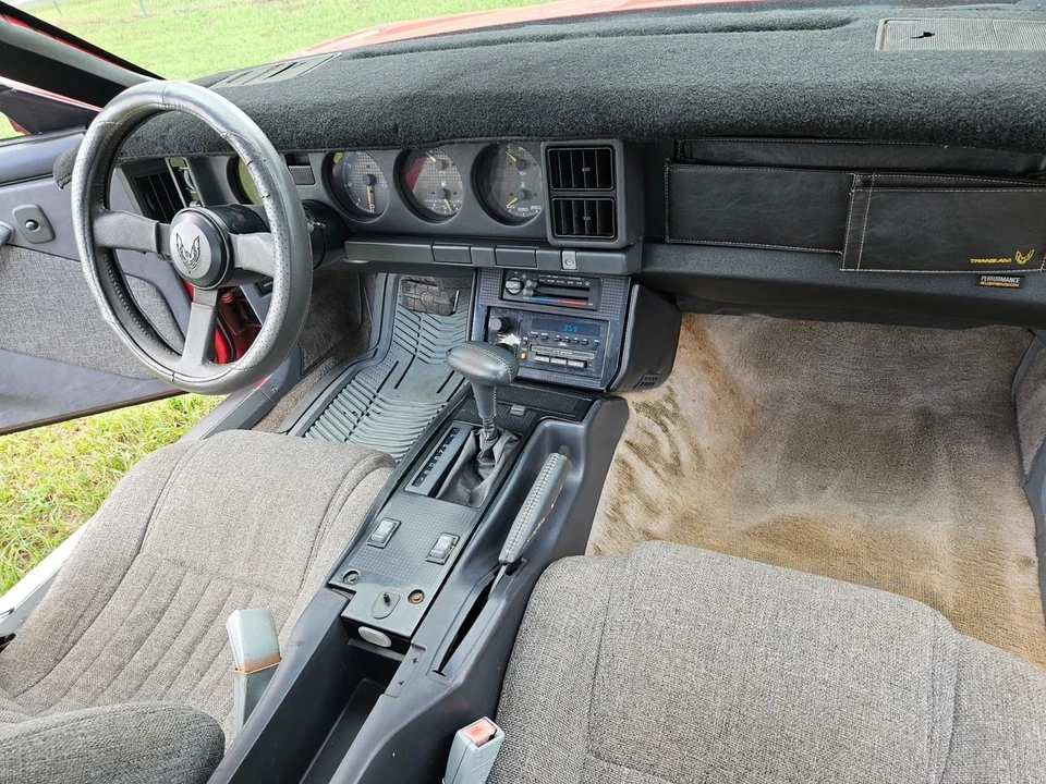 1987 Pontiac Firebird Trans Am 3rd Gen - Image 21 of 21