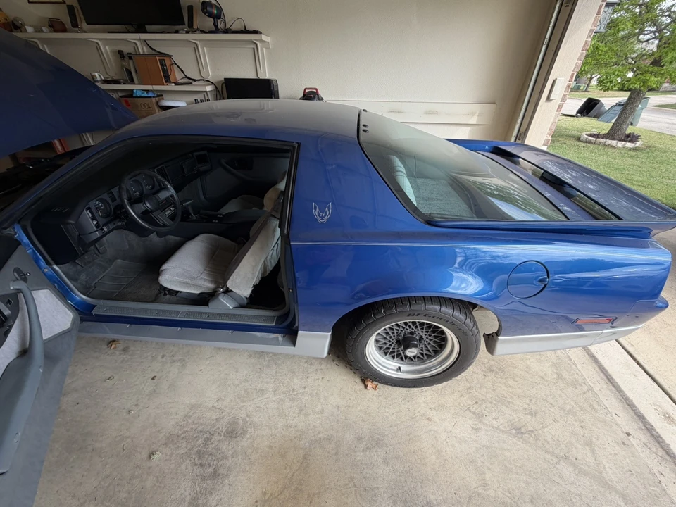 1987 Pontiac Firebird Trans Am 3rd Gen - Image 26 of 30