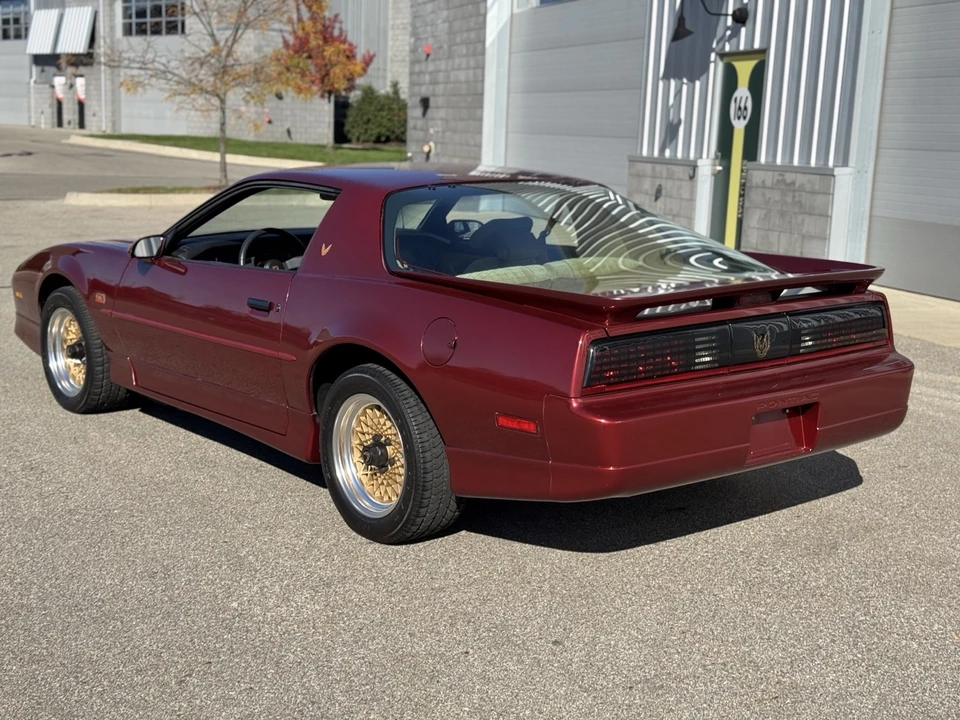 1987 Pontiac Firebird Trans Am 3rd Gen - Image 9 of 21
