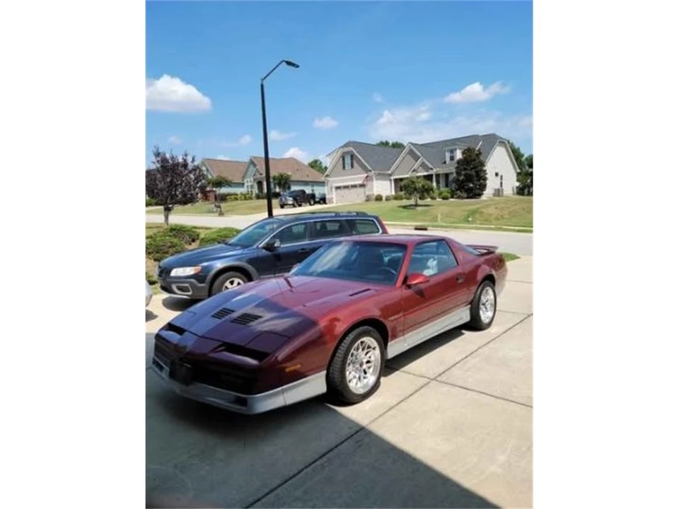 1987 Pontiac Firebird Trans Am 3rd Gen - Image 2 of 8