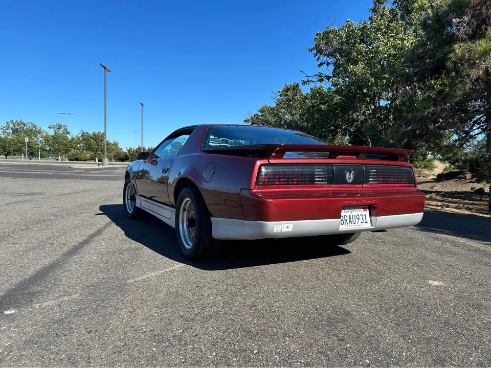 1987 Pontiac Firebird Trans Am 3rd Gen - Image 4 of 7
