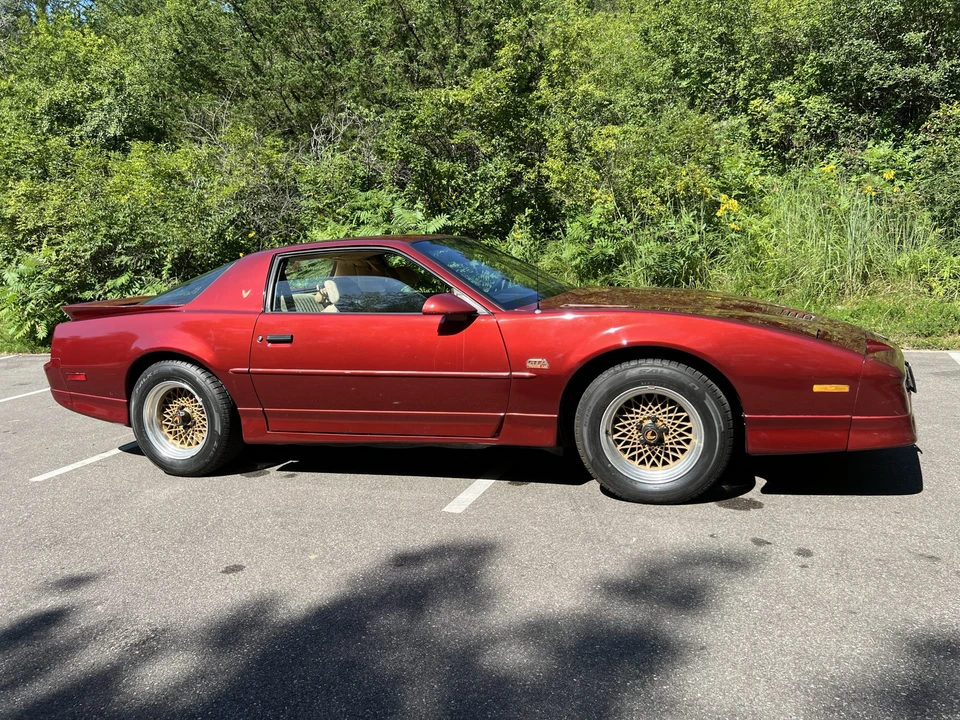 1987 Pontiac Firebird Trans Am 3rd Gen - Image 5 of 31