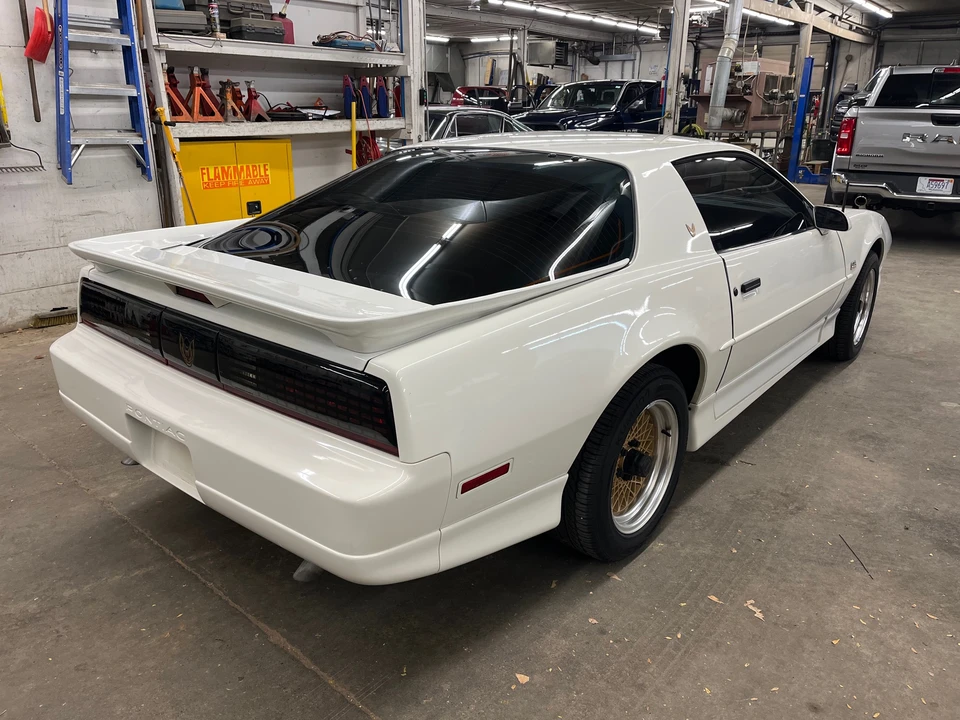 1987 Pontiac Firebird Trans Am 3rd Gen - Image 12 of 31
