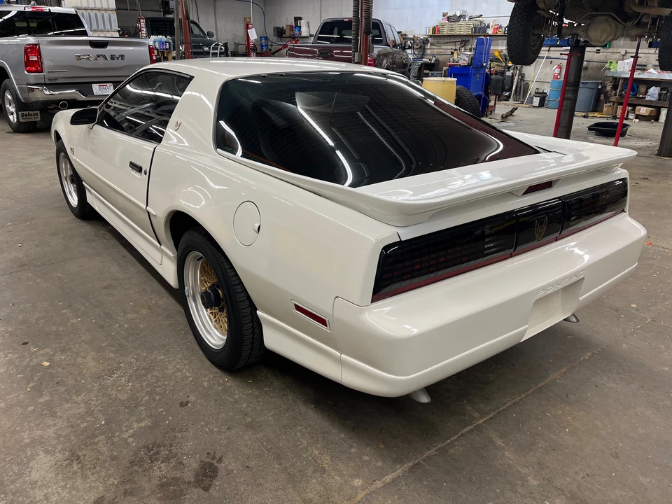 1987 Pontiac Firebird Trans Am 3rd Gen - Image 9 of 31