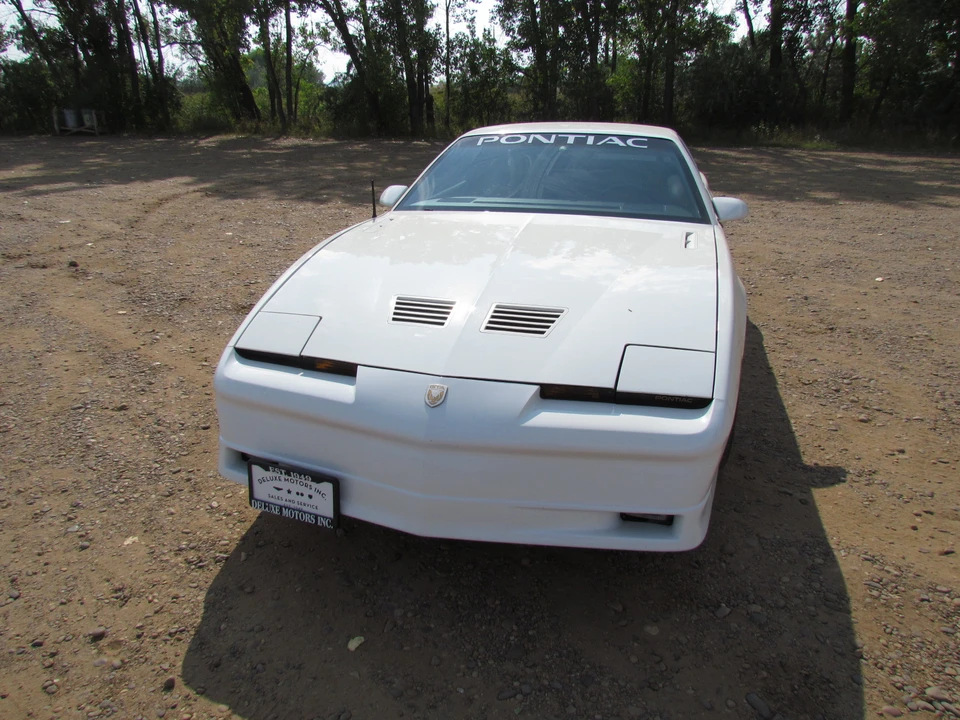 1987 Pontiac Firebird Trans Am 3rd Gen - Image 18 of 31