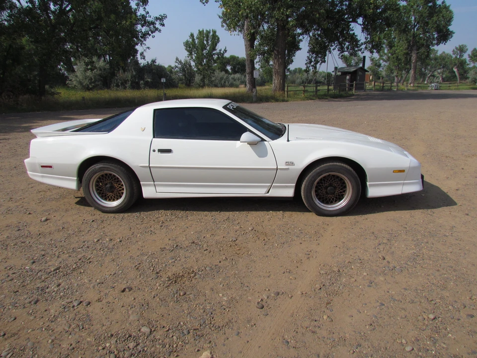1987 Pontiac Firebird Trans Am 3rd Gen - Image 13 of 31
