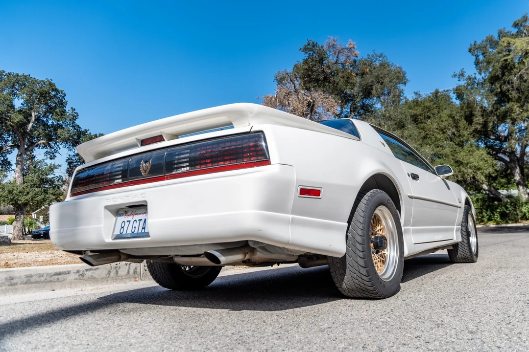 1987 Pontiac Firebird Trans Am 3rd Gen - Image 10 of 31