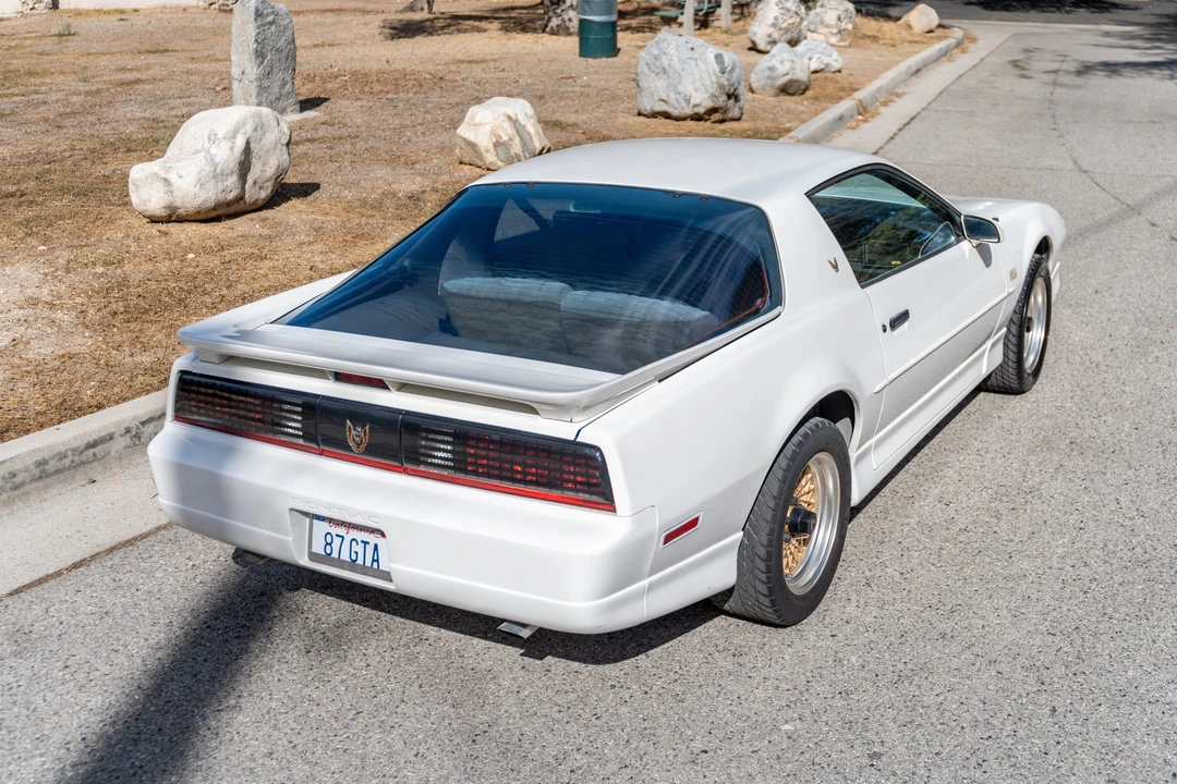 1987 Pontiac Firebird Trans Am 3rd Gen - Image 11 of 31