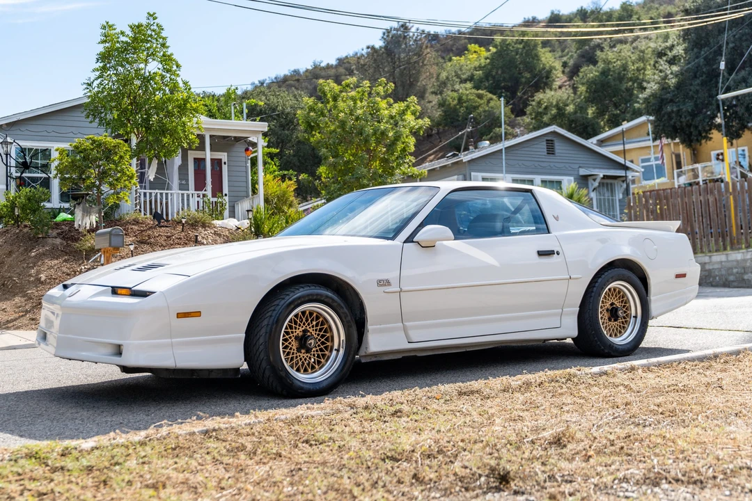 1987 Pontiac Firebird Trans Am 3rd Gen - Image 4 of 31