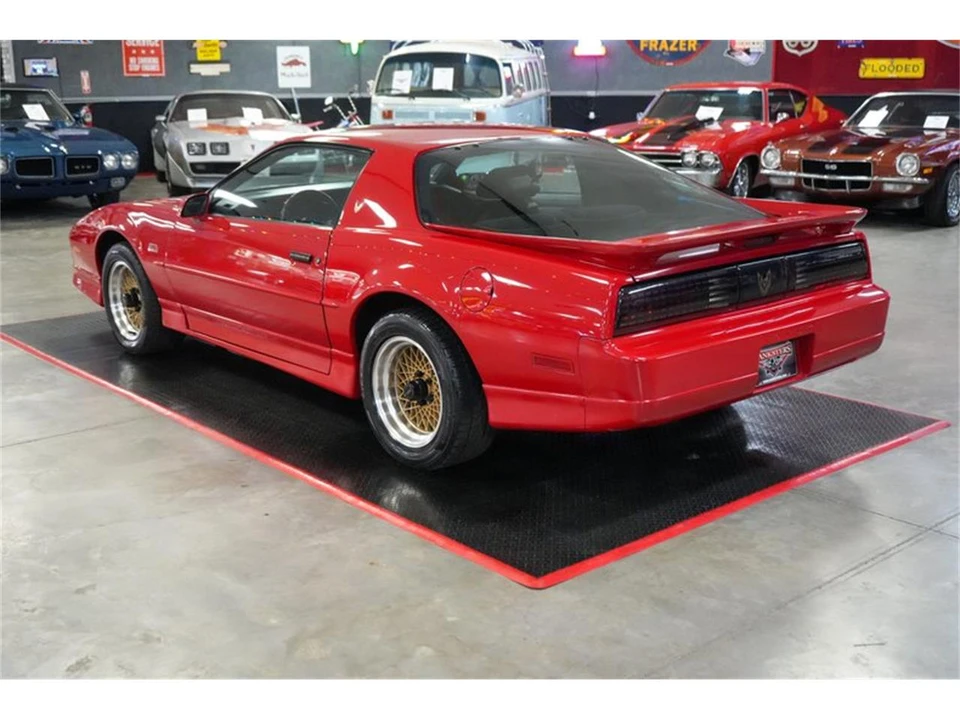 1987 Pontiac Firebird Trans Am 3rd Gen - Image 4 of 31