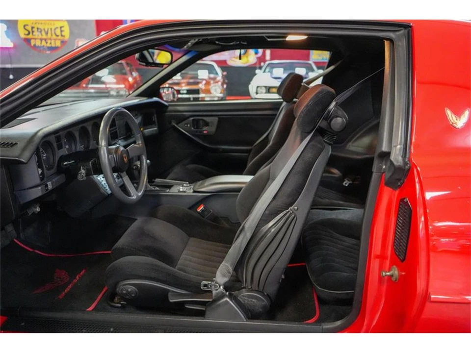 1987 Pontiac Firebird Trans Am 3rd Gen - Image 14 of 31