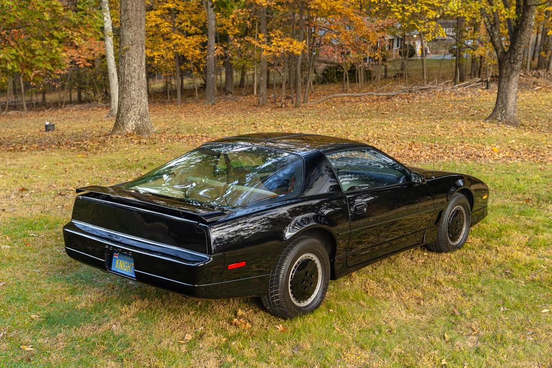 1987 Pontiac Firebird Trans Am 3rd Gen - Image 15 of 31