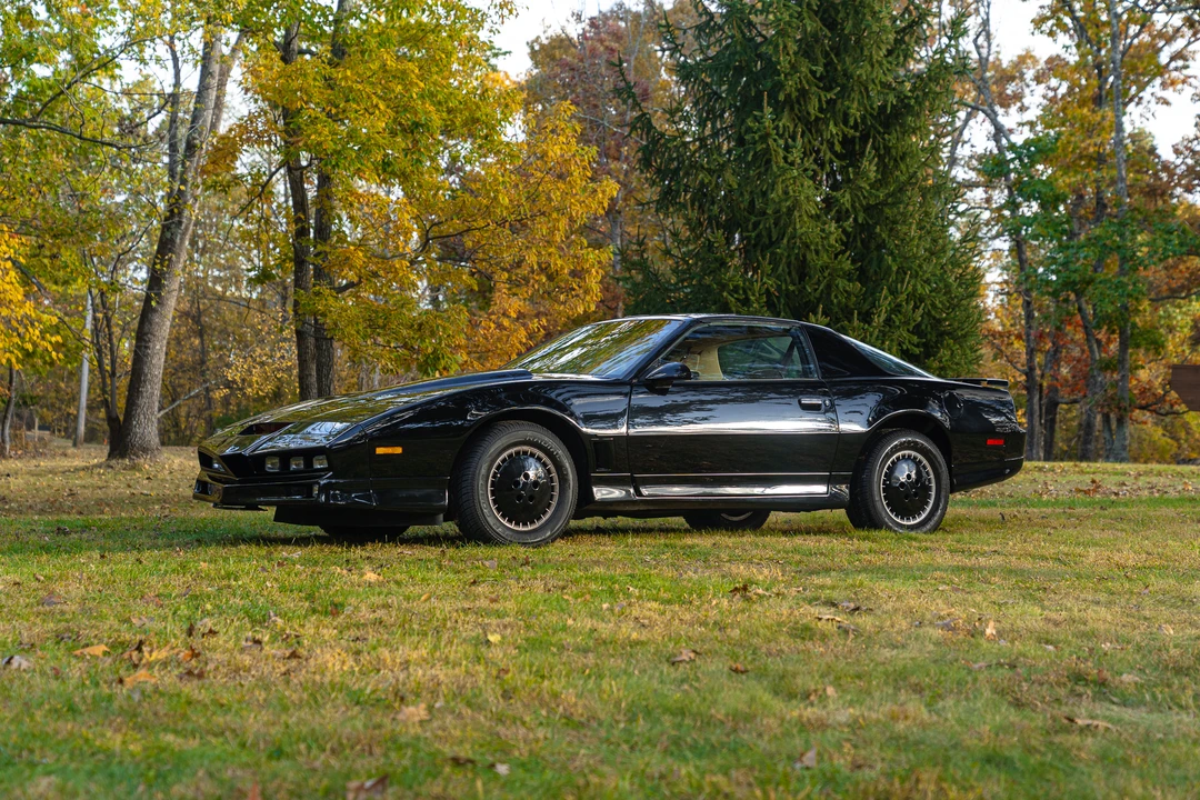 1987 Pontiac Firebird Trans Am 3rd Gen - Image 24 of 31