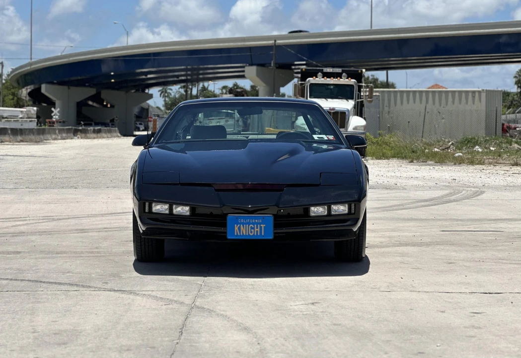 1987 Pontiac Firebird Trans Am 3rd Gen - Image 24 of 31
