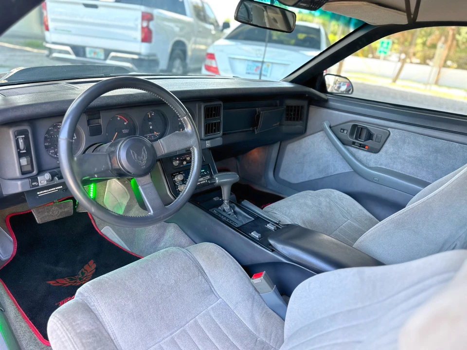1987 Pontiac Firebird Trans Am 3rd Gen - Image 30 of 31