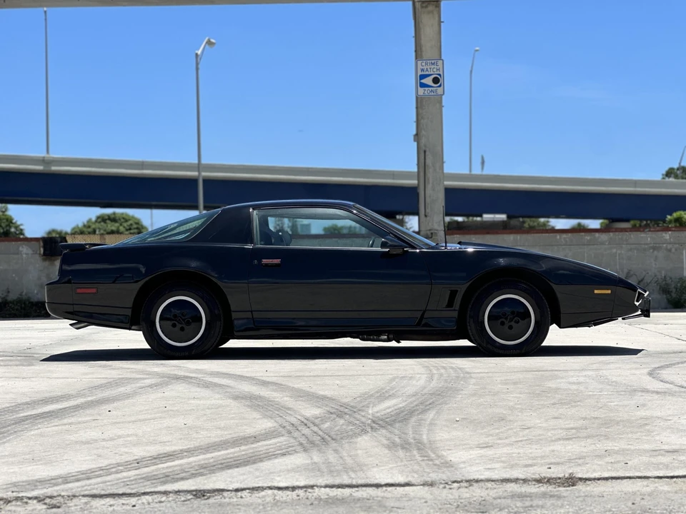 1987 Pontiac Firebird Trans Am 3rd Gen - Image 19 of 31