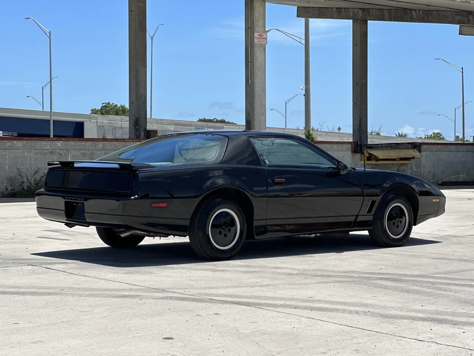 1987 Pontiac Firebird Trans Am 3rd Gen - Image 18 of 31
