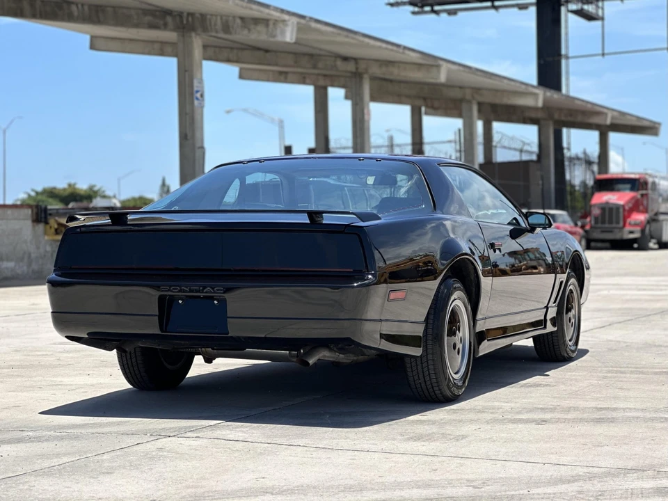 1987 Pontiac Firebird Trans Am 3rd Gen - Image 15 of 31