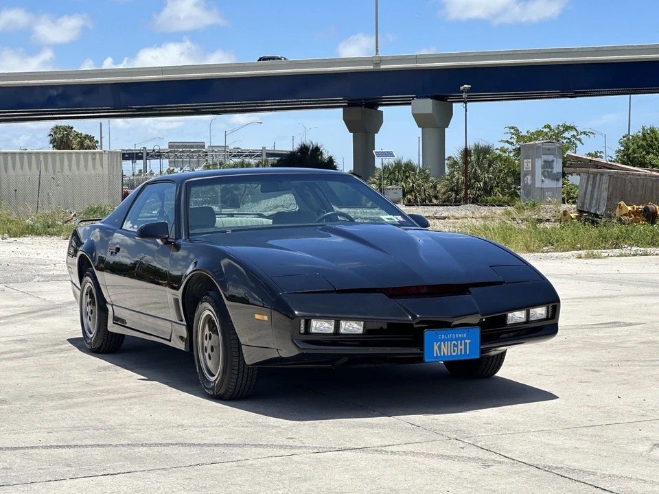 1987 Pontiac Firebird Trans Am 3rd Gen - Image 23 of 31