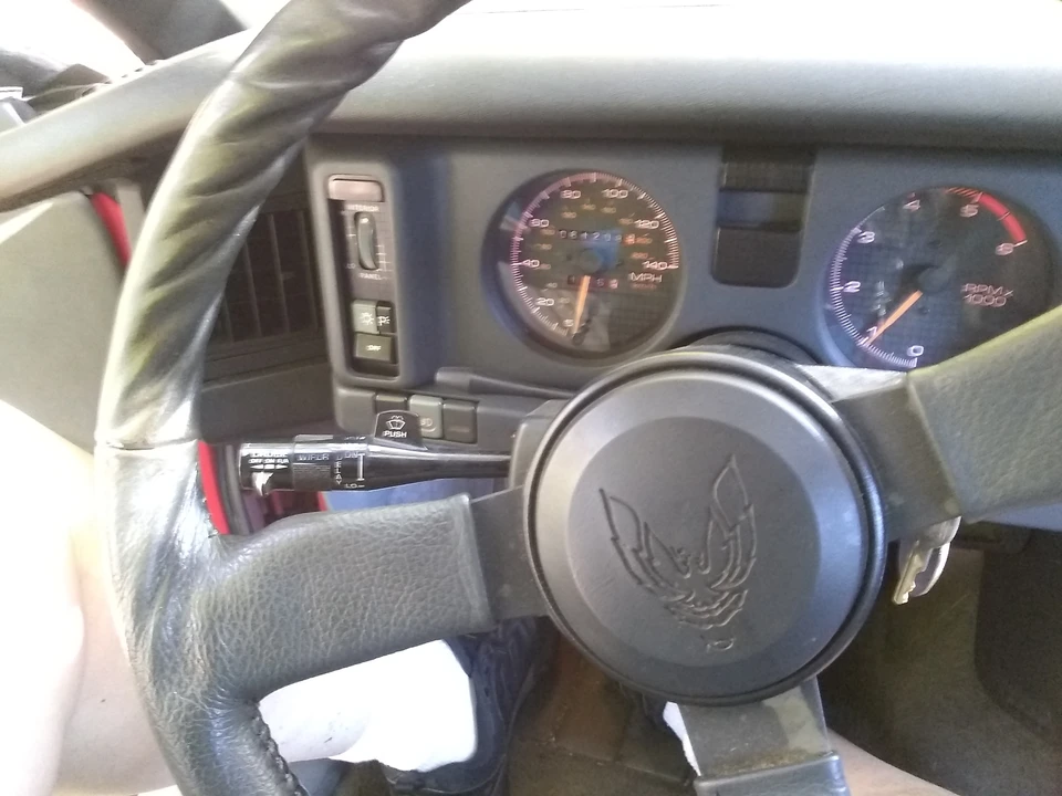 1987 Pontiac Firebird Trans Am 3rd Gen - Image 15 of 20