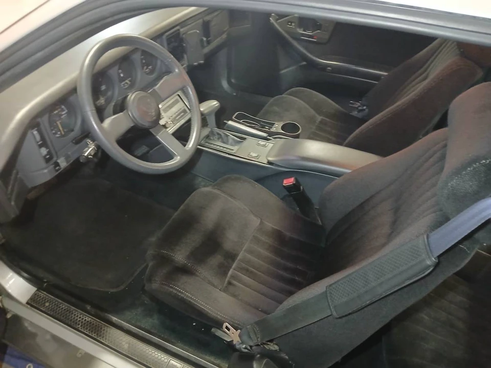 1987 Pontiac Firebird Trans Am 3rd Gen - Image 4 of 5