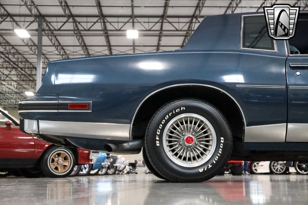 1987 Pontiac Grand Prix 3rd+ Gen - Image 9 of 12
