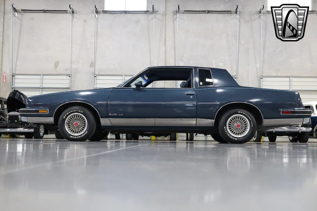 1987 Pontiac Grand Prix 3rd+ Gen - Image 4 of 12