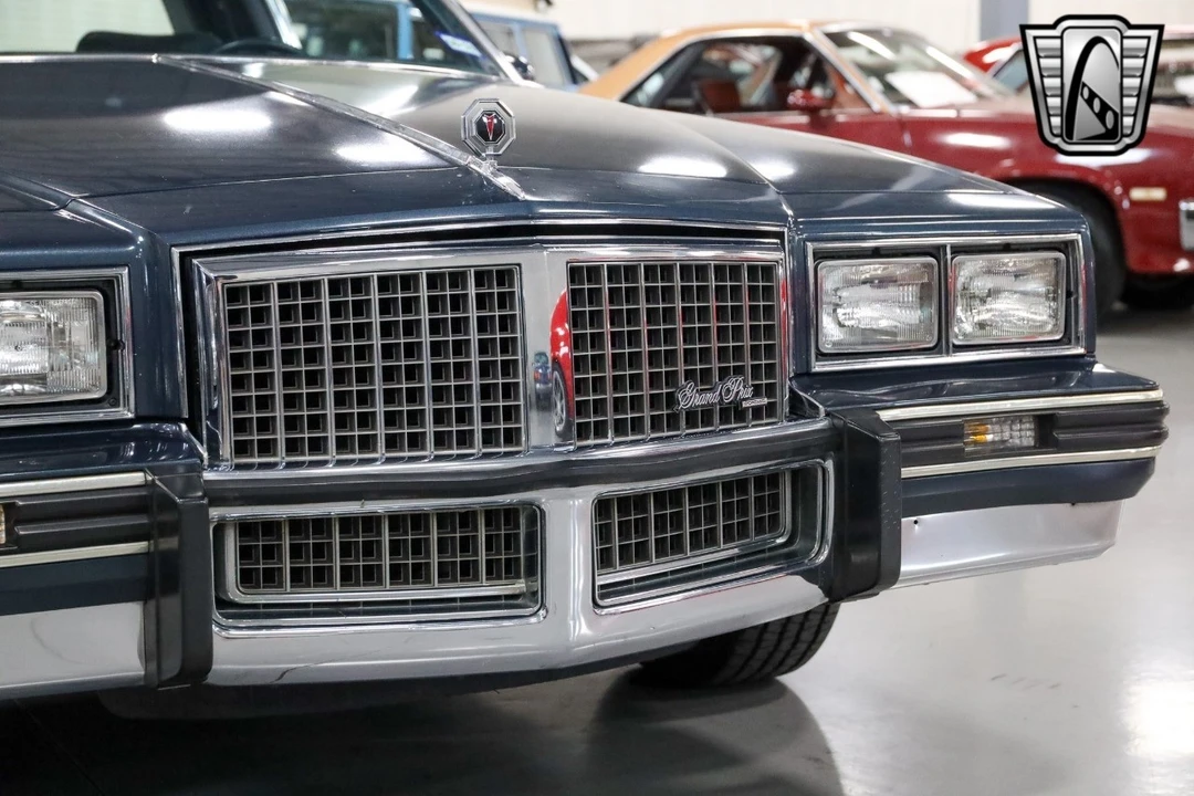 1987 Pontiac Grand Prix 3rd+ Gen - Image 10 of 12