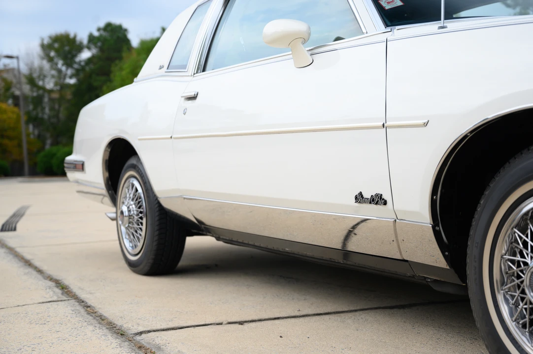 1987 Pontiac Grand Prix 3rd+ Gen - Image 5 of 31