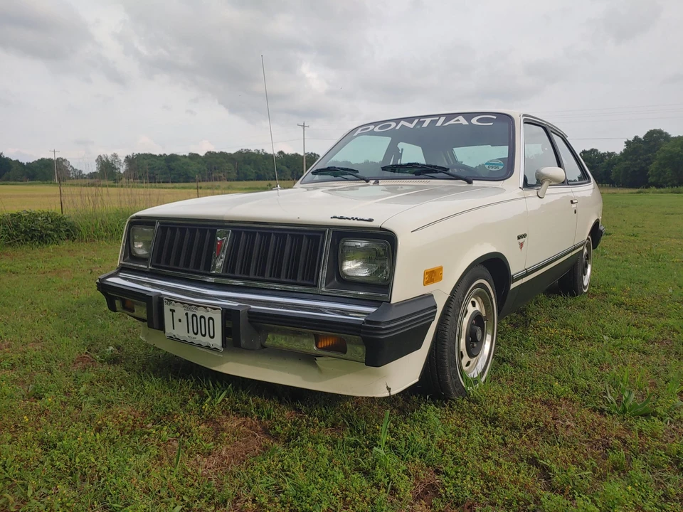 1987 Pontiac Sunbird - Image 6 of 31