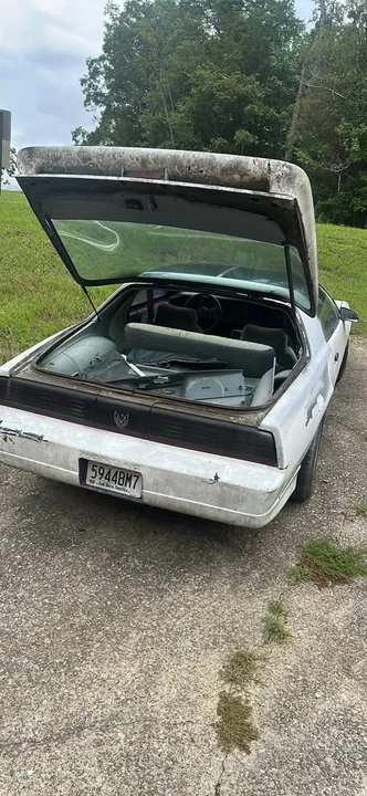 1987 Pontiac Firebird Trans Am 3rd Gen - Image 4 of 5